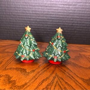 Vintage Christmas Tree Salt And Pepper Shakers  3x3 Freelance Inc Taiwan